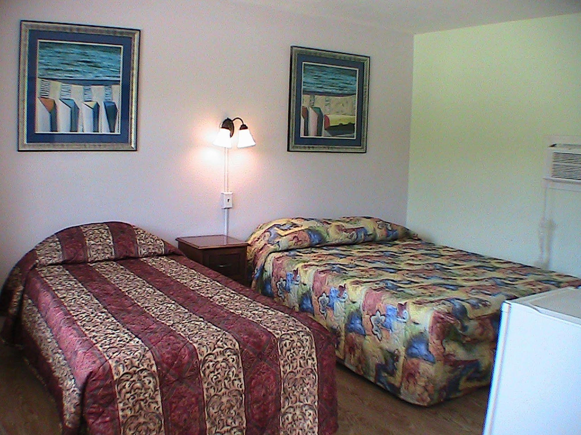At Home Express Tangerine Inn DeLand Exterior photo